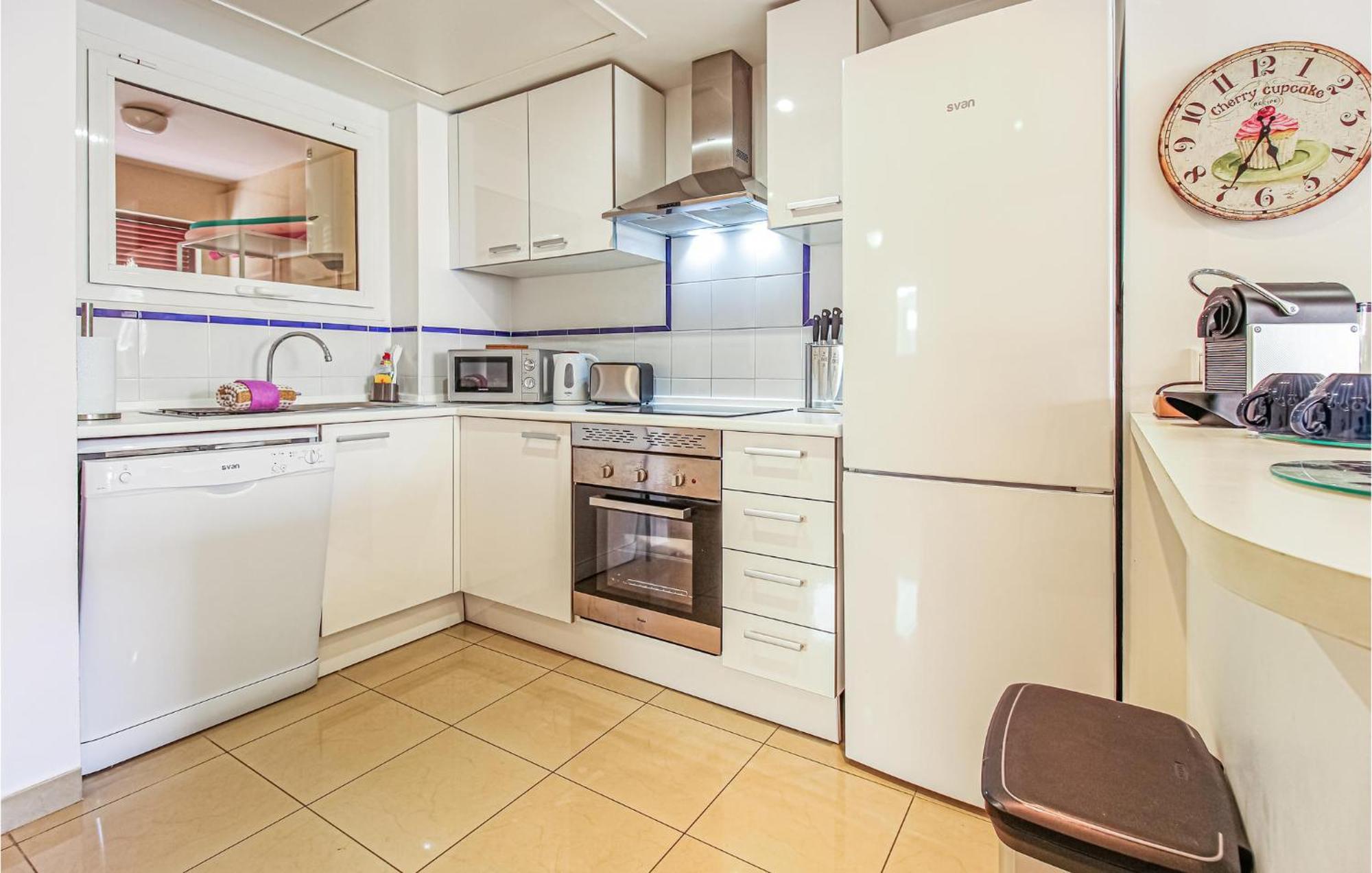 Awesome Apartment In Orihuela With Kitchen Плайя-Фламенка Экстерьер фото